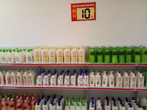 厂家直销一件也批发，2元10元精品百货热卖中